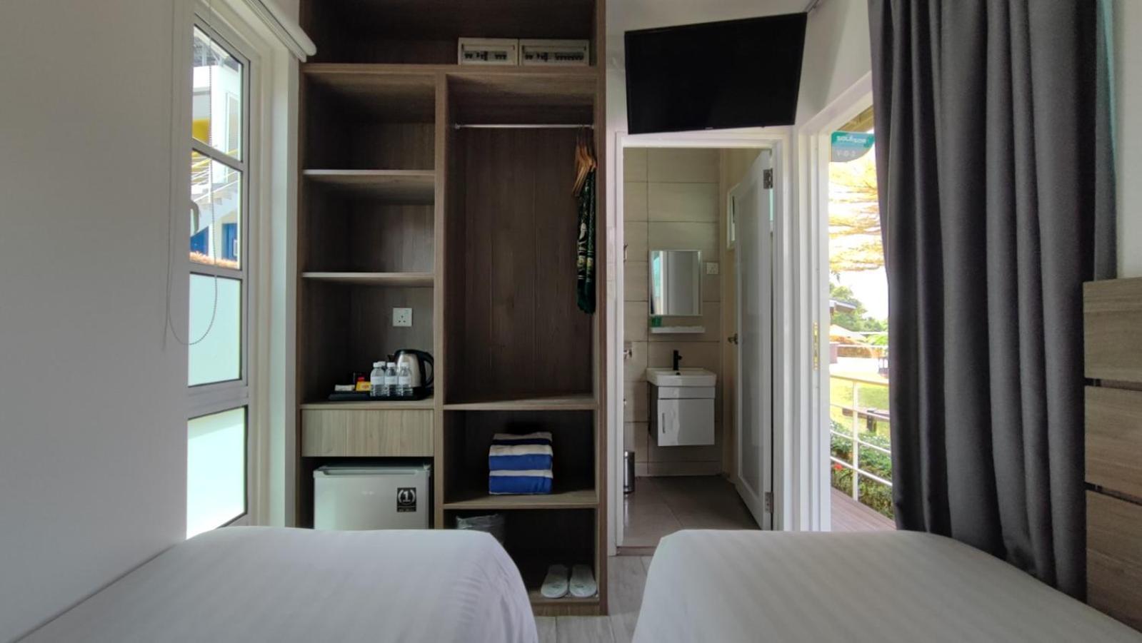 Solesor Kampong Beach Resort بورت ديكسون المظهر الخارجي الصورة