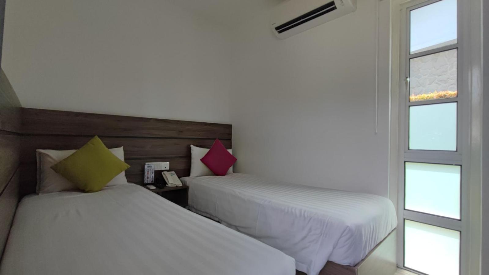 Solesor Kampong Beach Resort بورت ديكسون المظهر الخارجي الصورة